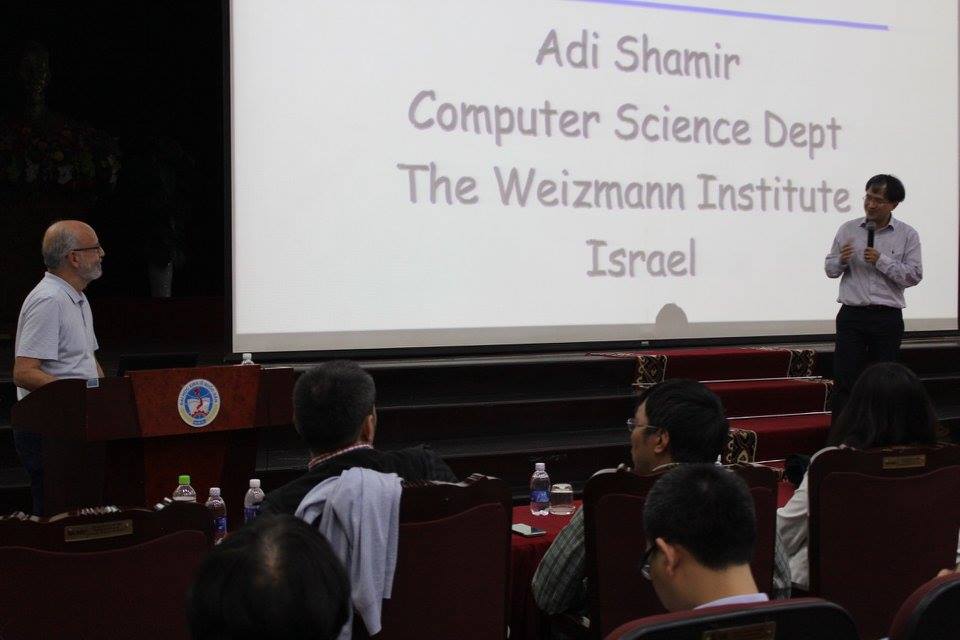Adi Shamir và Phan Dương Hiệu